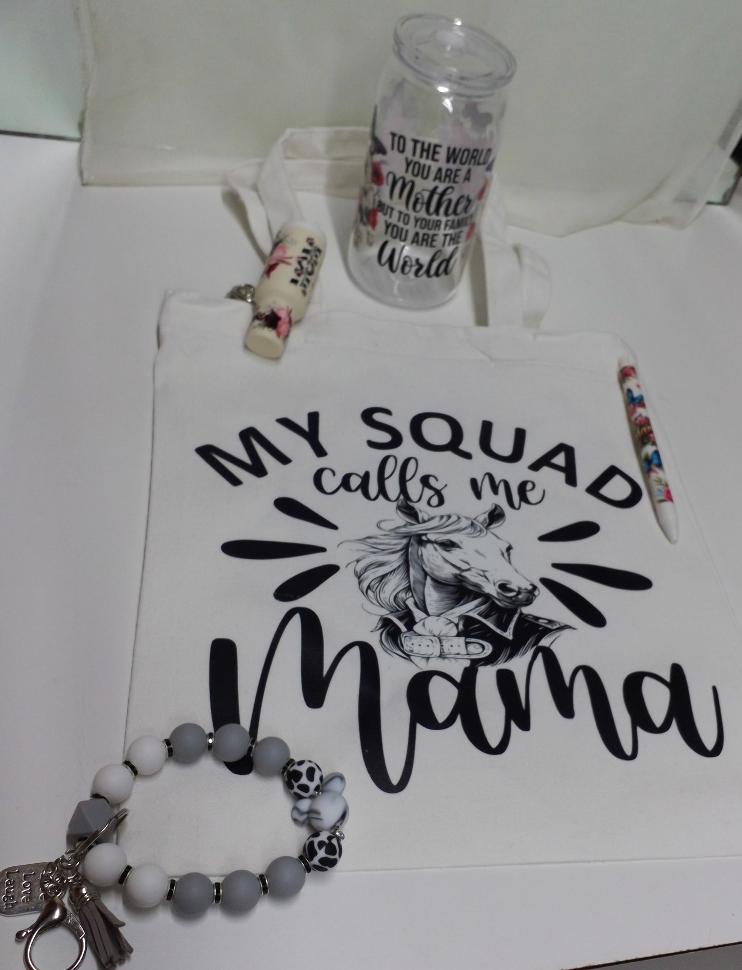 Hoppy Box "Mom Squad"